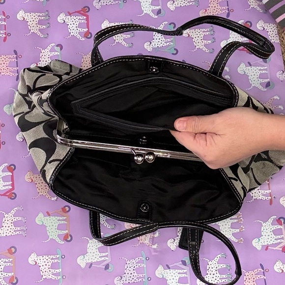 Coach Black and Gray Patterned Bag - Picture 4 of 7